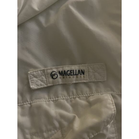 Magellan Outdoors Men’s Large Fishing Shirt White |Vented | Outdoors | Boating - Picture 4 of 9